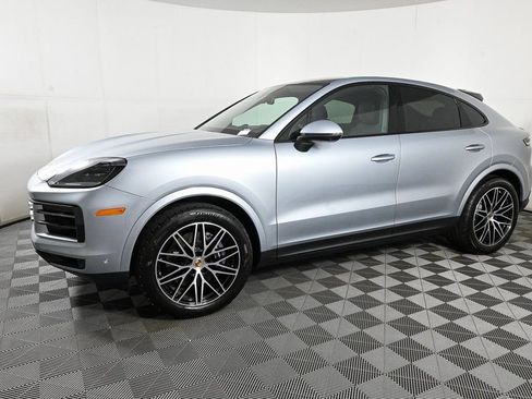 Used 2026 Porsche Cayenne Coupe AWD/4WD image 2