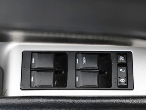 Used 2014 Jeep Compass Limited w/ Sun/Sound Group image 13