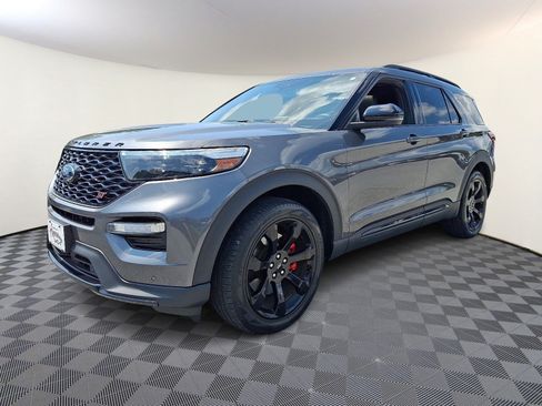 Used 2023 Ford Explorer ST w/ Equipment Group 401A AWD/4WD image 3