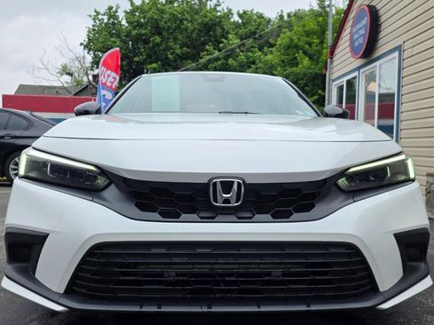 Used 2022 Honda Civic Sport image 3