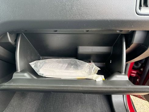 Used 2020 Chevrolet Colorado LT w/ Safety Package image 35