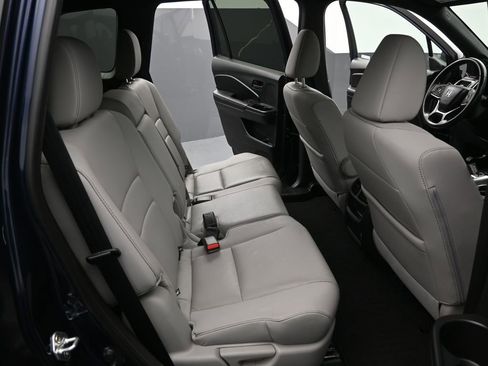 Certified 2023 Honda Passport EX-L image 16