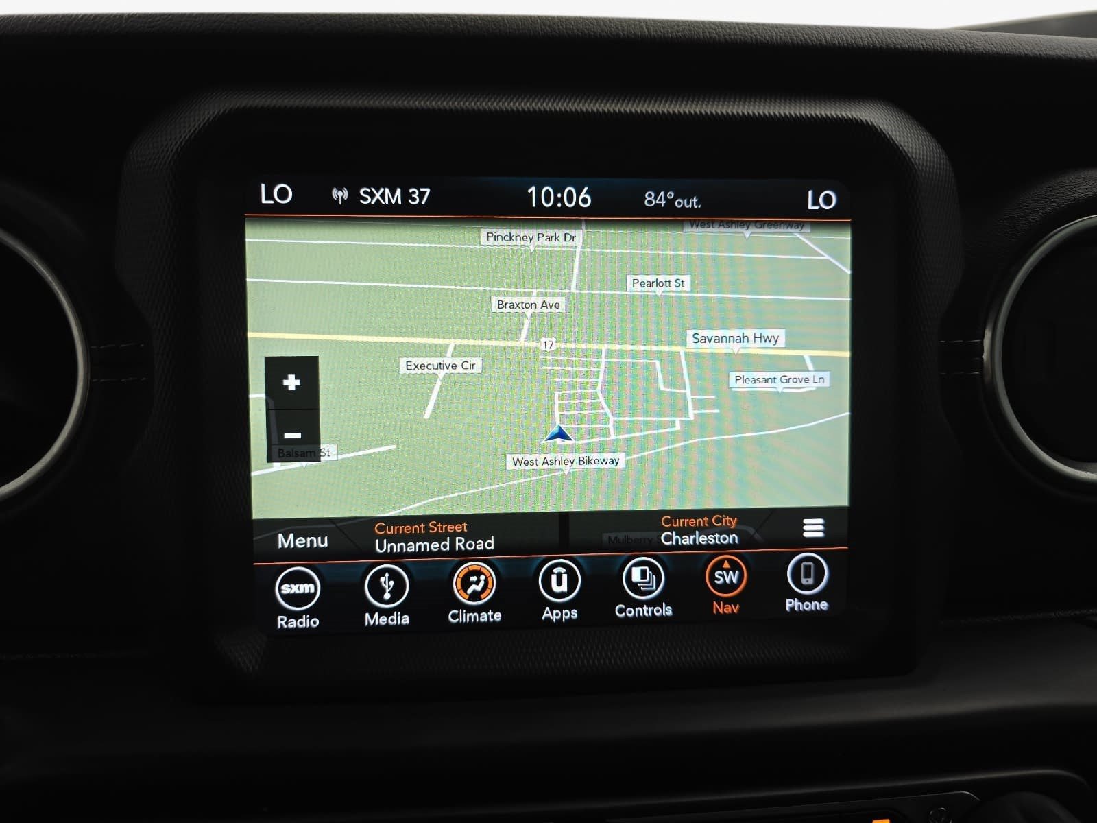 Used 2019 Jeep Wrangler Unlimited Sahara AWD/4WD image 18
