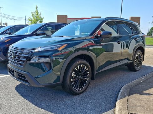 New 2026 Nissan Rogue SV AWD/4WD image 3