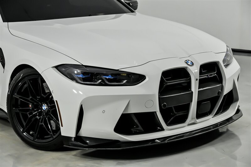 Used 2021 BMW M4 Competition w/ M Carbon Exterior Package RWD image 3