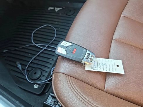 Used 2018 Audi A4 2.0T Premium AWD/4WD image 5