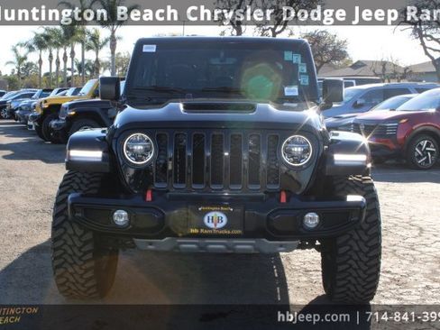 Used 2021 Jeep Gladiator Mojave image 2