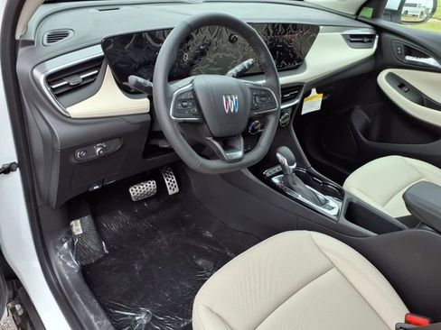 Used 2025 Buick Encore GX Sport Touring w/ Comfort Package image 3