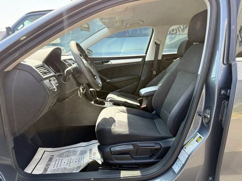 Used 2017 Volkswagen Passat 1.8T S FWD image 10