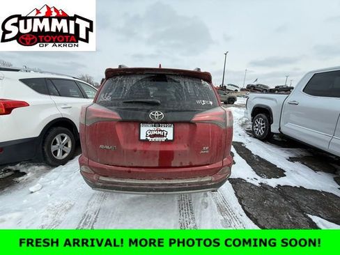 Used 2017 Toyota RAV4 SE image 3