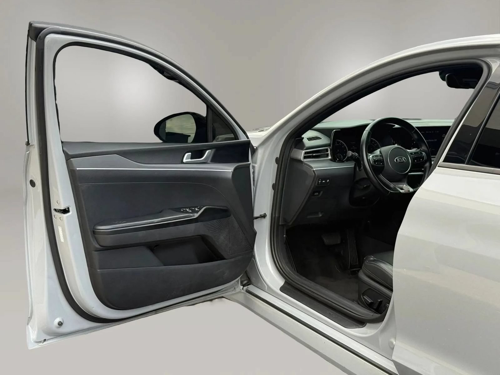 Used 2021 Kia K5 GT-Line w/ GT-Line FWD Premium Package image 10