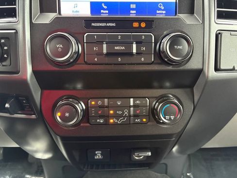 Used 2022 Ford F350 XLT w/ XLT Premium Package AWD/4WD image 28