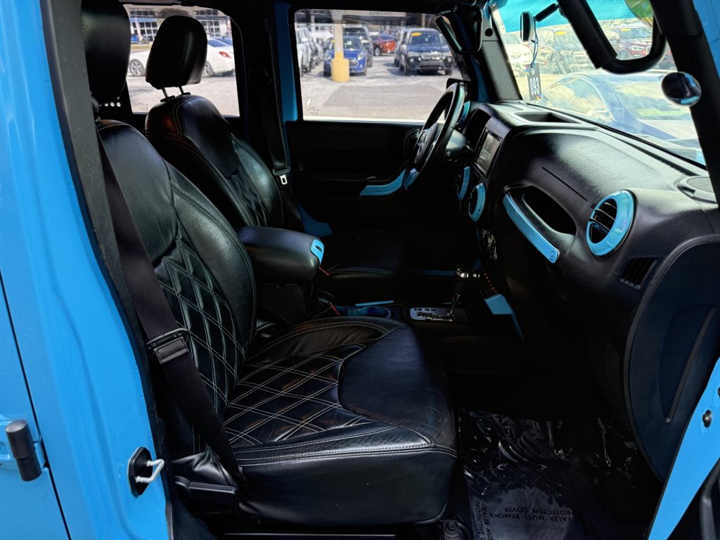 Used 2017 Jeep Wrangler Unlimited Sport w/ Max Tow Package AWD/4WD image 14