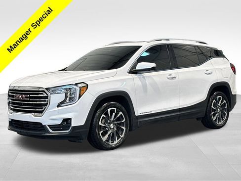 Used 2023 GMC Terrain SLT w/ Infotainment Package II AWD/4WD image 3