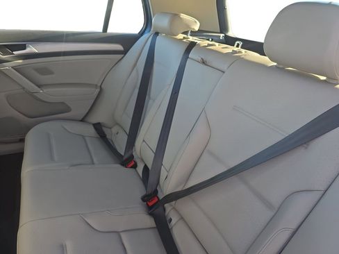 Used 2015 Volkswagen e-Golf SEL Premium image 14