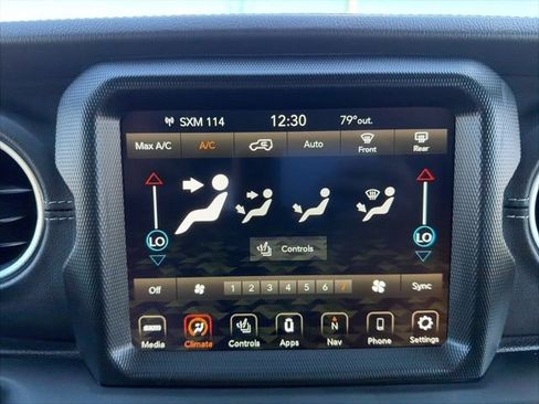 Used 2022 Jeep Wrangler Unlimited Sahara w/ Cold Weather Group image 21