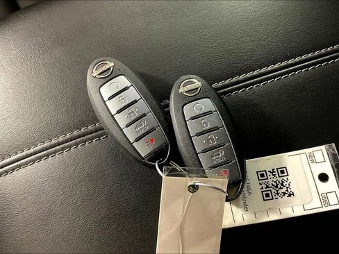 Used 2022 Nissan Pathfinder SL w/ Cargo Package image 14