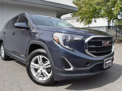 Used 2019 GMC Terrain SLE w/ Driver Convenience Package