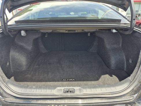 Used 2025 Nissan Altima 2.5 SV FWD image 20