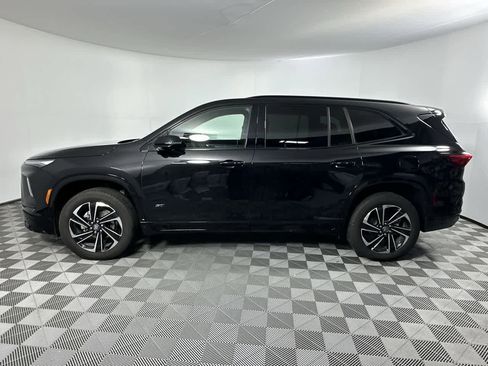 Used 2025 Buick Enclave Sport Touring image 5