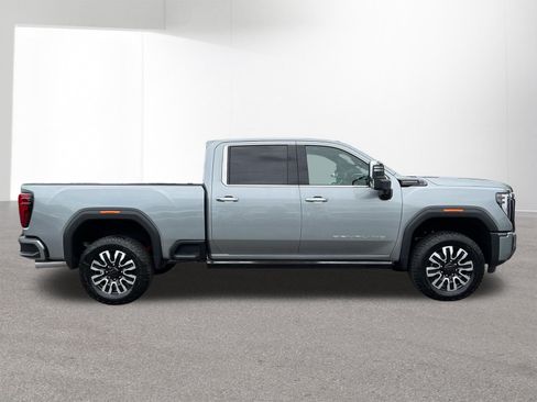 New 2026 GMC Sierra 2500 Denali Ultimate AWD/4WD image 2
