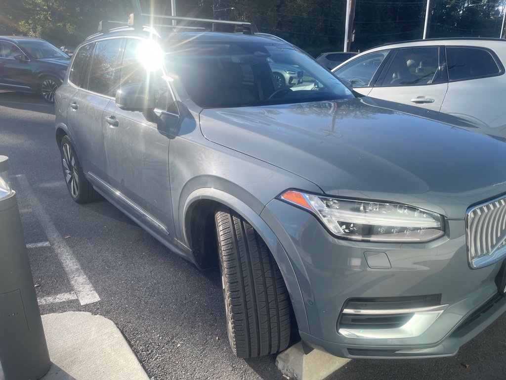 Certified 2023 Volvo XC90 T8 Ultimate w/ Lounge Package AWD/4WD image 3