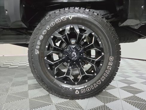 Used 2015 Ford F250 XLT AWD/4WD image 17