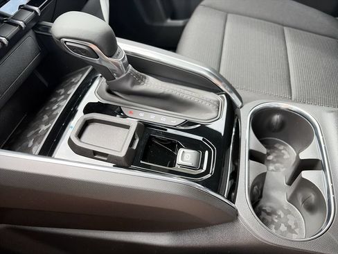 New 2026 GMC Canyon Elevation w/ Convenience Package RWD image 22
