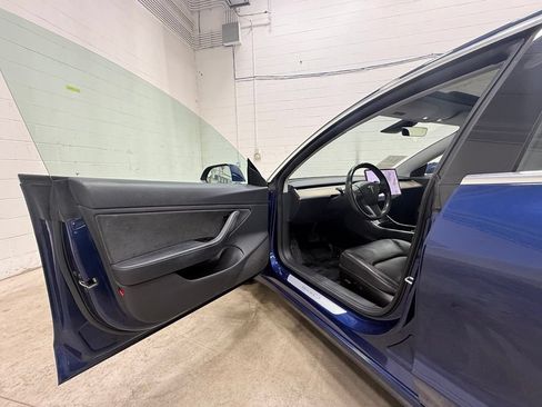 Used 2019 Tesla Model 3 Standard Range Plus RWD image 22