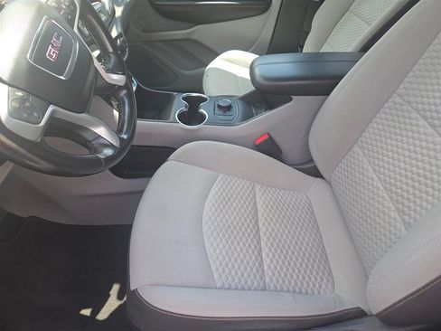 Used 2021 GMC Terrain SLE FWD image 5