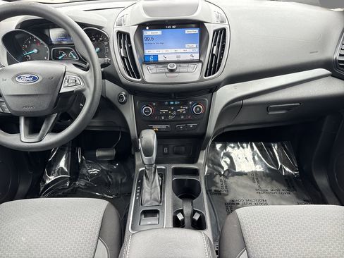 Used 2019 Ford Escape SE image 14