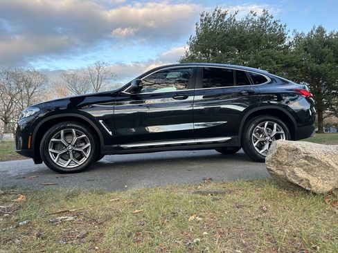 Used 2022 BMW X4 xDrive30i w/ Premium Package 2 image 43