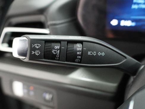 Used 2024 Chevrolet Traverse LS FWD image 9