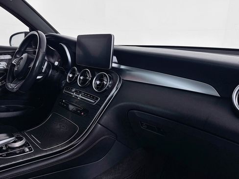 Used 2018 Mercedes-Benz GLC 300 4MATIC Coupe image 28