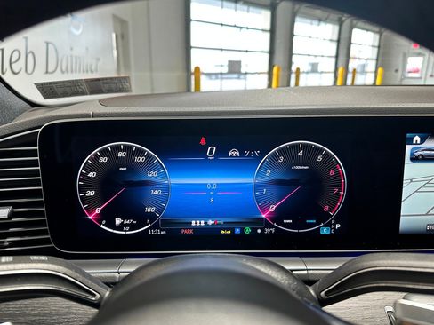 New 2026 Mercedes-Benz GLE 450 4MATIC Coupe image 9