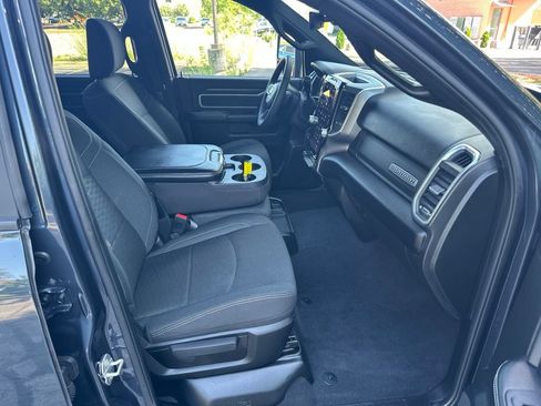 Used 2025 RAM 2500 Big Horn AWD/4WD image 22