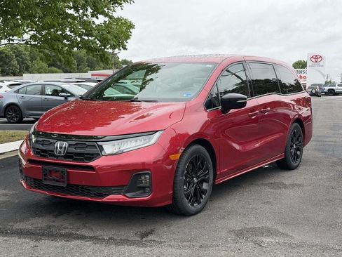 Used 2025 Honda Odyssey Sport-L image 23
