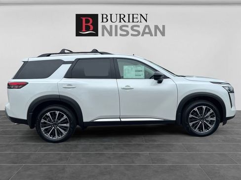 New 2026 Nissan Pathfinder Platinum w/ Cargo Package AWD/4WD image 6
