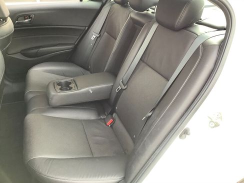 Used 2015 Acura ILX w/ Premium Package FWD image 11