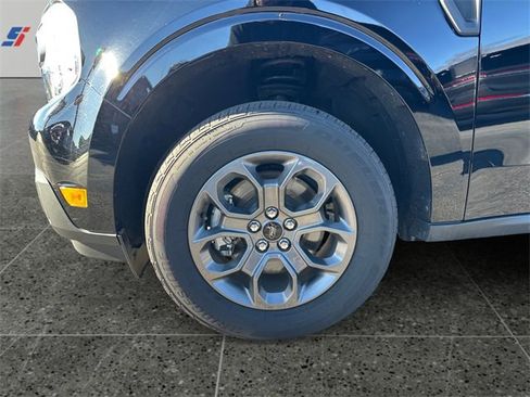 Used 2024 Ford Maverick XL image 14