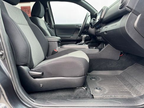 Used 2023 Toyota Tacoma TRD Sport w/ Advanced Technology Package image 21