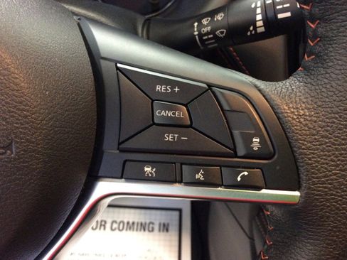 Used 2024 Nissan Kicks SR image 17