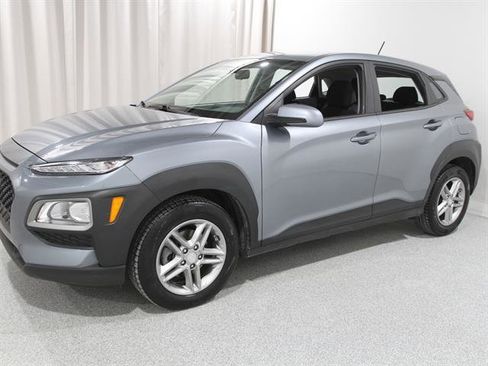 Used 2019 Hyundai Kona SE image 3
