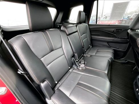 Used 2023 Honda Passport TrailSport image 15