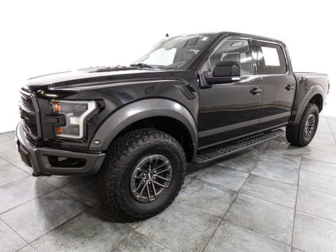 Used 2019 Ford F150 Raptor w/ Equipment Group 802A Luxury image 5
