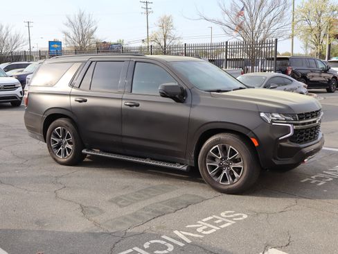Used 2021 Chevrolet Tahoe Z71 w/ Z71 Off-Road Package image 13