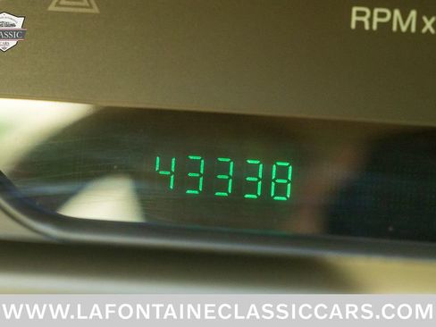 Used 2000 Cadillac Eldorado Touring FWD image 9