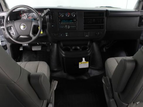 New 2026 Chevrolet Express 2500 image 7
