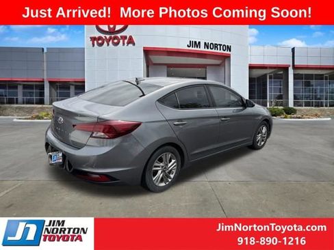 Used 2019 Hyundai Elantra SEL w/ Cargo Package FWD image 5