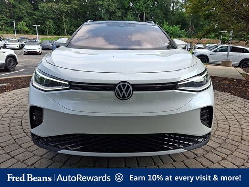 Certified 2023 Volkswagen ID.4 Pro S Plus AWD/4WD image 2